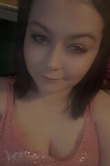 Foto pengguna Izaaka87