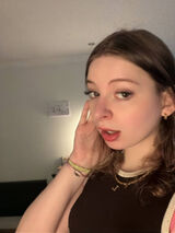 Foto pengguna jdkdhdhkdgtoinial