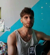 Foto pengguna Bartollomeeo05