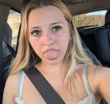 Foto pengguna julia69oo