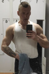 Foto pengguna Matrix2026