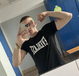 Foto pengguna k2mpxd4yxg15