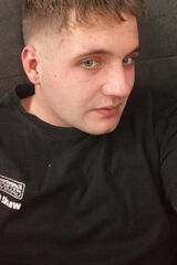 Foto pengguna patrykwiese130