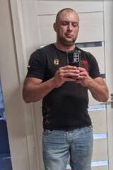 Foto pengguna Roman009