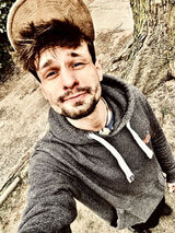 Foto pengguna emanuel00