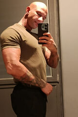 Foto pengguna mikelanko