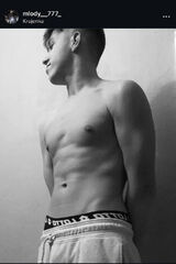 Foto pengguna Yklapek987