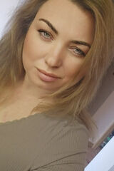 Foto pengguna Ewunia1679