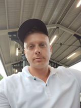 Foto pengguna Tomkos39