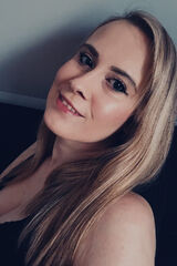 Foto pengguna Szalonana