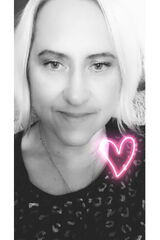 Foto pengguna Helenek