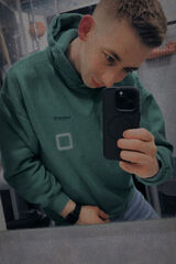 Foto pengguna Tomek821