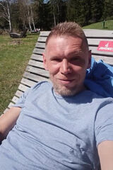 Foto pengguna steve83