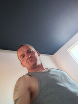 Foto pengguna Adikk8989