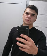 Foto pengguna Adrianmosil