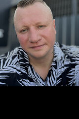 Foto pengguna adrianstypa18