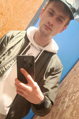 Foto pengguna Krystian21212001