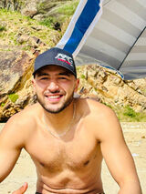 Foto pengguna aminchagoubi8