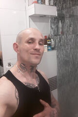 Photos u9766925103