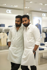 Photos kutty9666