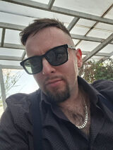 Foto pengguna nowis
