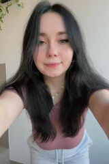 Foto pengguna NinaHannah34