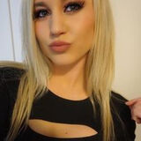 Foto pengguna robertlucy112