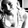 Angela24101994