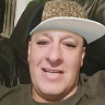 kremowy