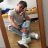 UomoCerca